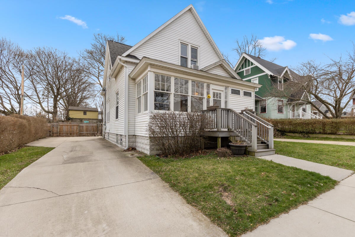 Property thumbnail image