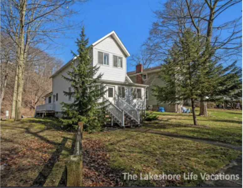 2345 Fern Walk