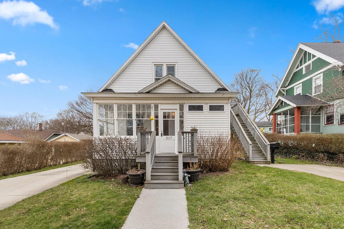 517 College Avenue - 1