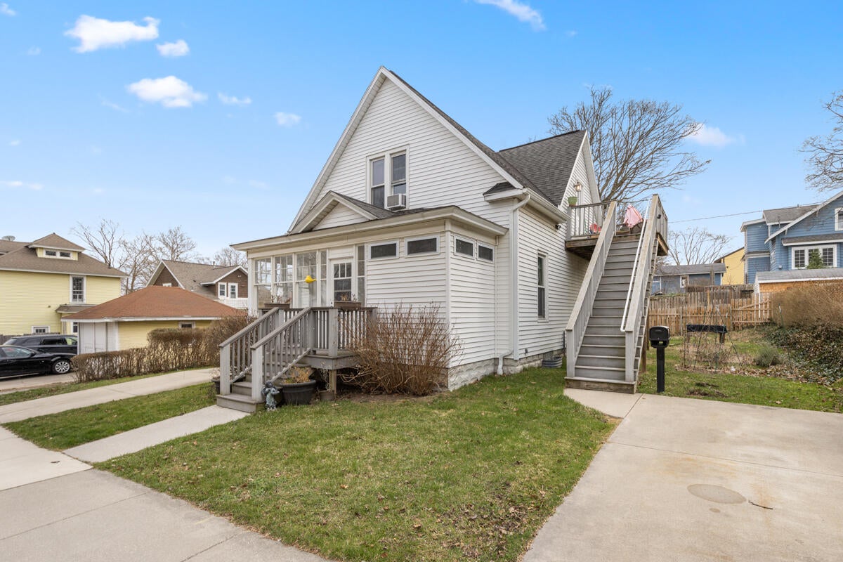 Property thumbnail image