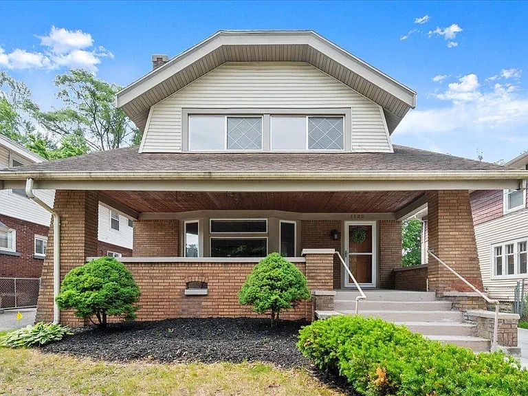 1122 Martin Luther King Junior Street Southeast